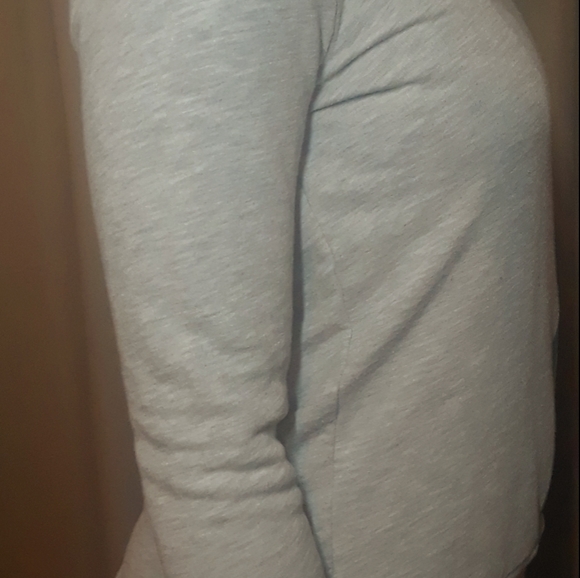 Sweater - Picture 2 of 10